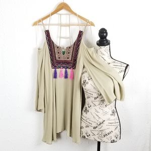 Beige Bell Sleeve Cold Shoulder Neon Tassles Moroccan Print Boho Tunic Top S NWT